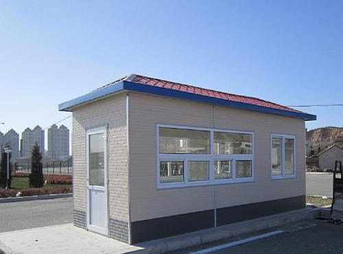 盐边县雕花岗亭四号